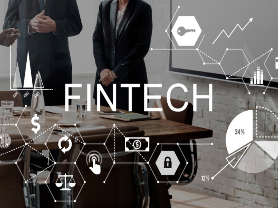 Top Fintech Companies Using AWS to Redefine Digital Finance